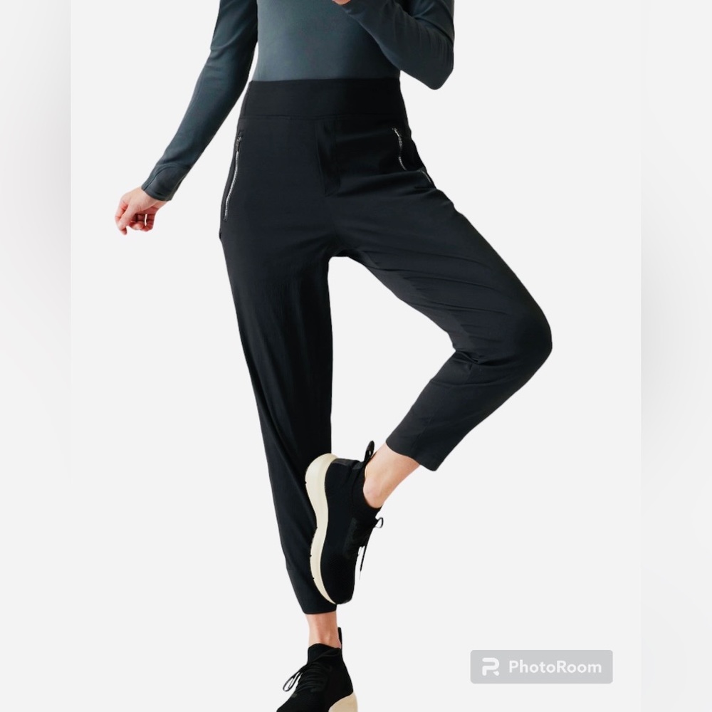 Athleta Black Trekkie North Jogger Pants Sz 14
